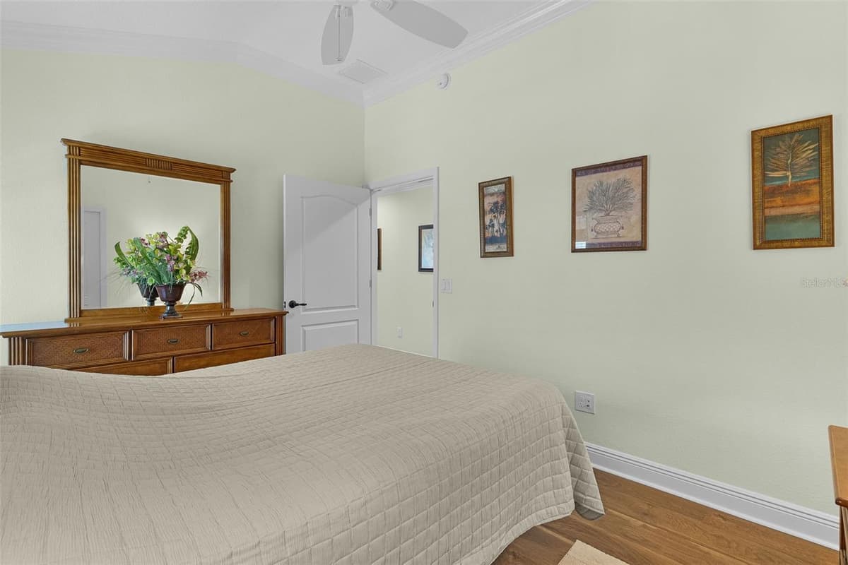 2921 FRENCH OAK AVENUE — photo 34 of 48
