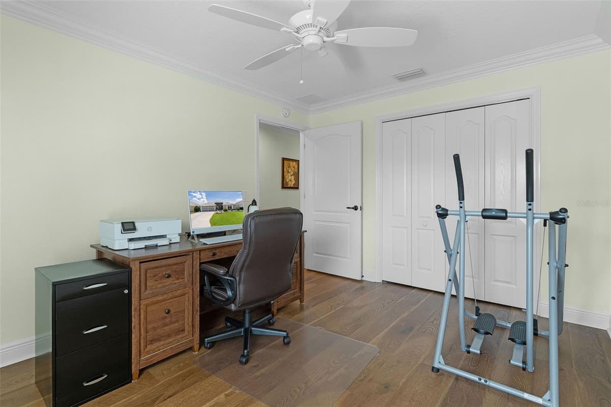 2921 FRENCH OAK AVENUE — photo 36 of 48