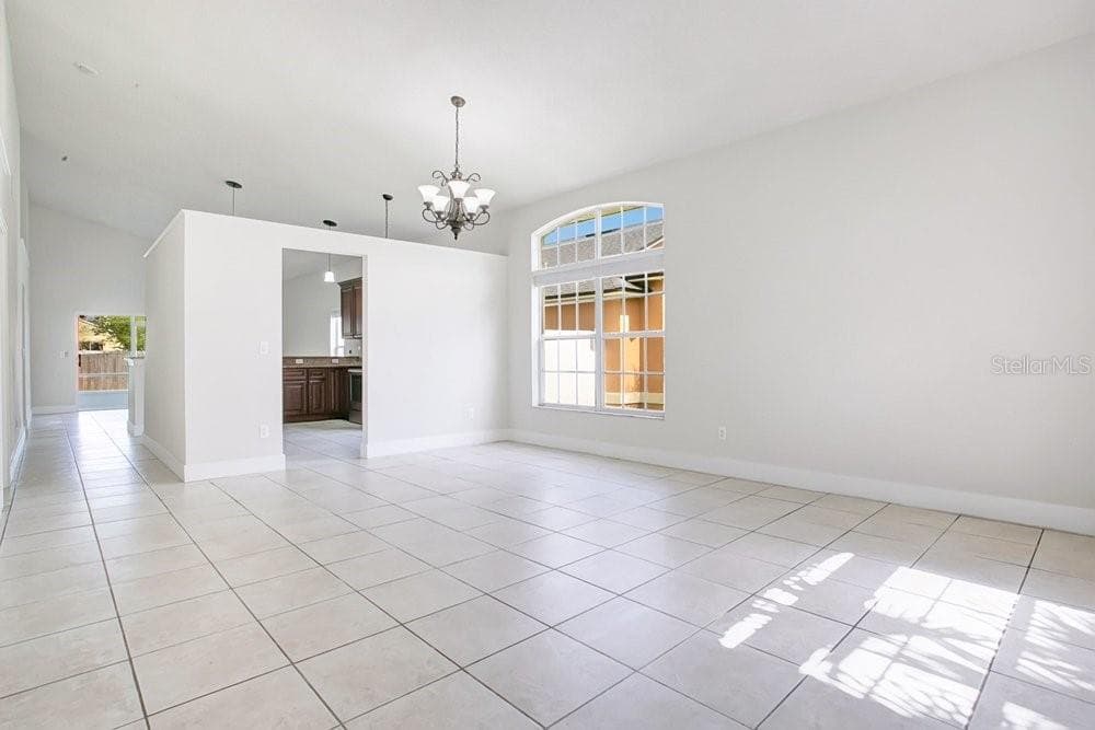 3127 BIRMINGHAM BOULEVARD — photo 12 of 38