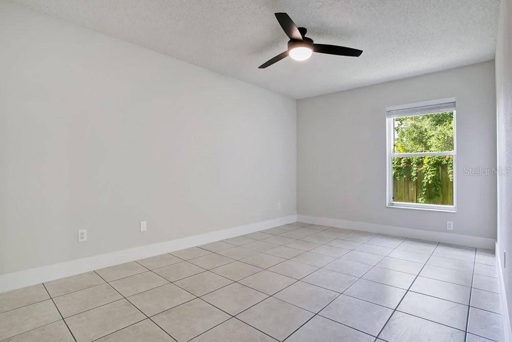 3127 BIRMINGHAM BOULEVARD — photo 14 of 38