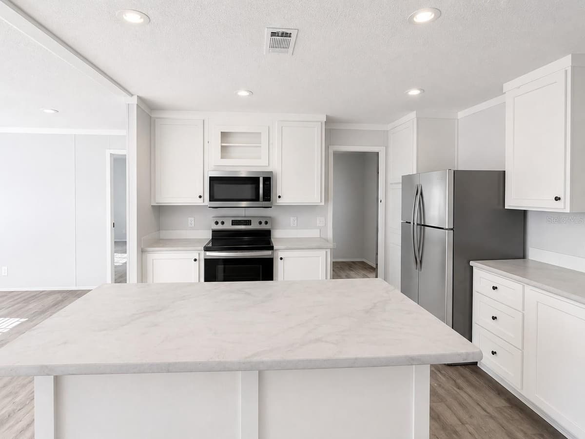 3316 OAKLAND ROAD — photo 7 of 12