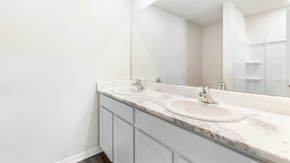 8829 CLEAR VIEW STREET — photo 11 of 18