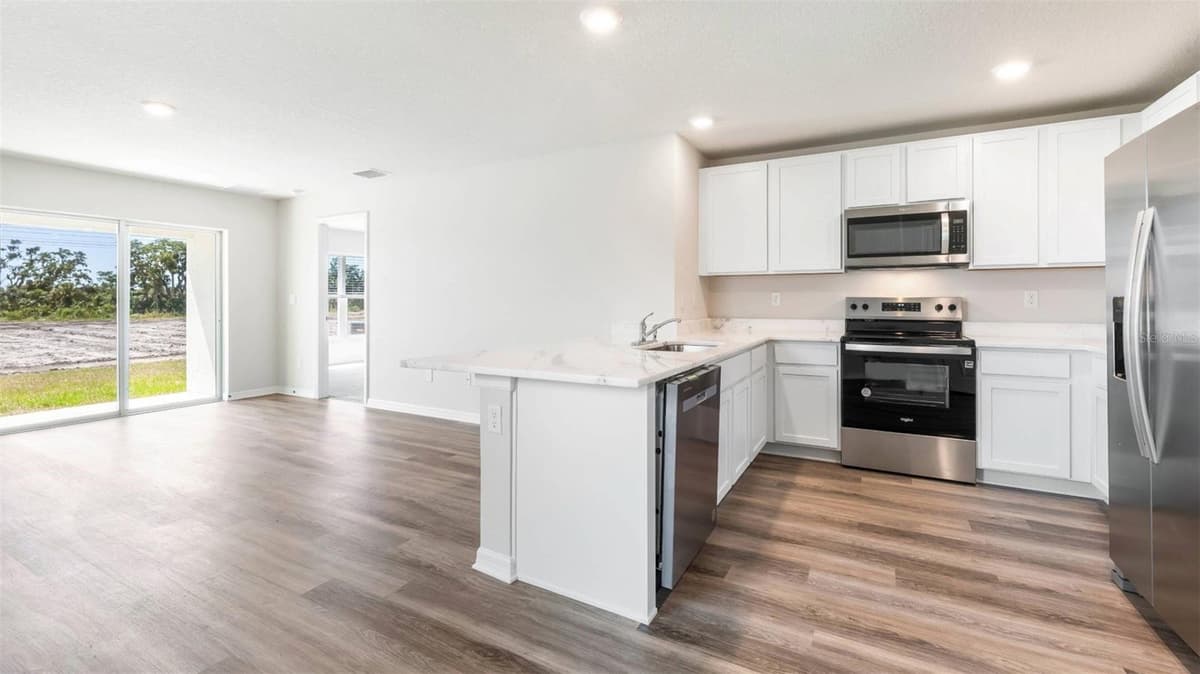 8829 CLEAR VIEW STREET — photo 4 of 18