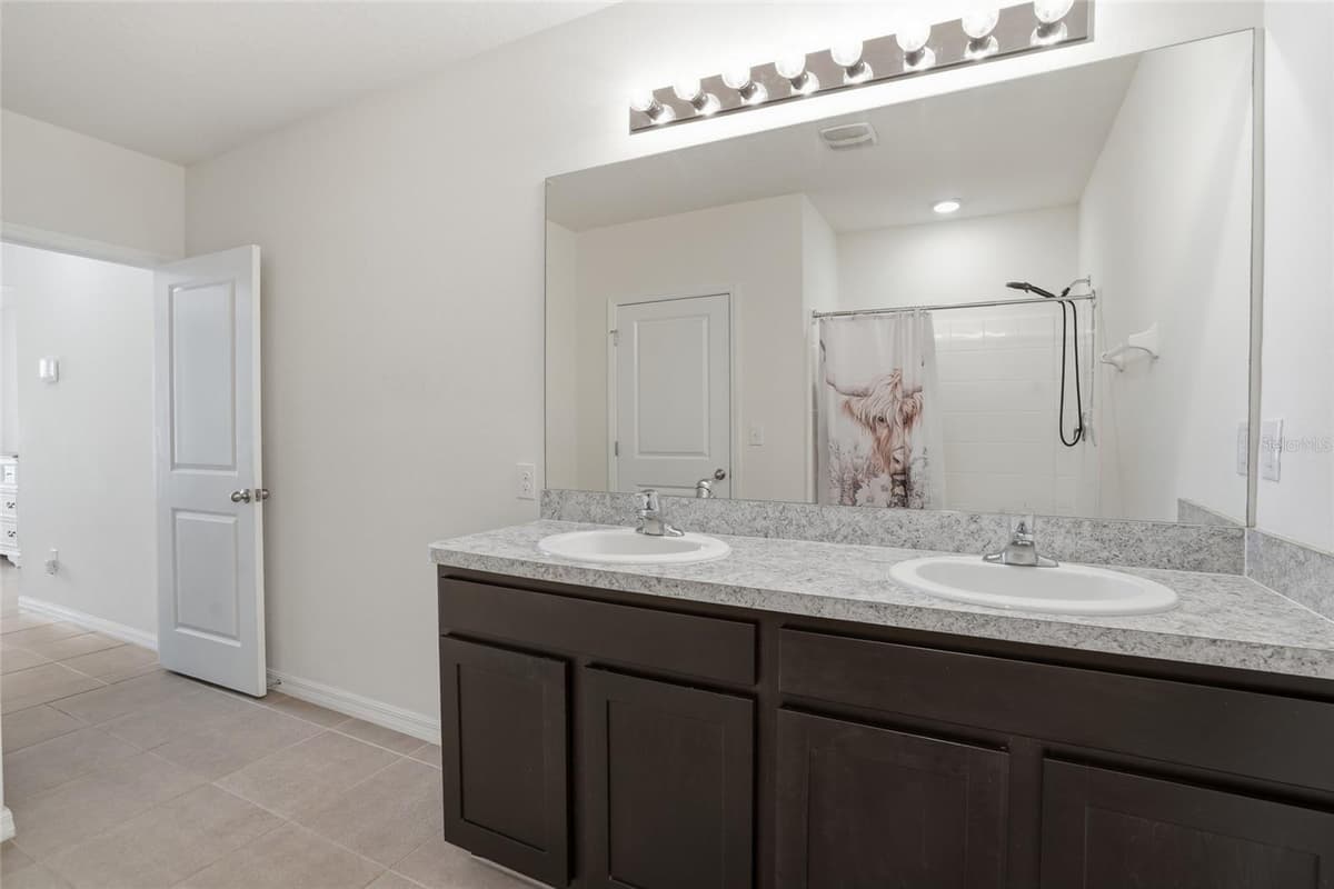 35803 HILLBROOK AVENUE — photo 20 of 37