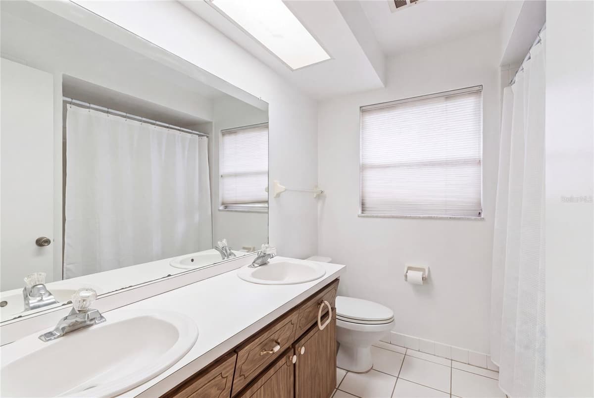 1081 MCFARLAND STREET — photo 15 of 48