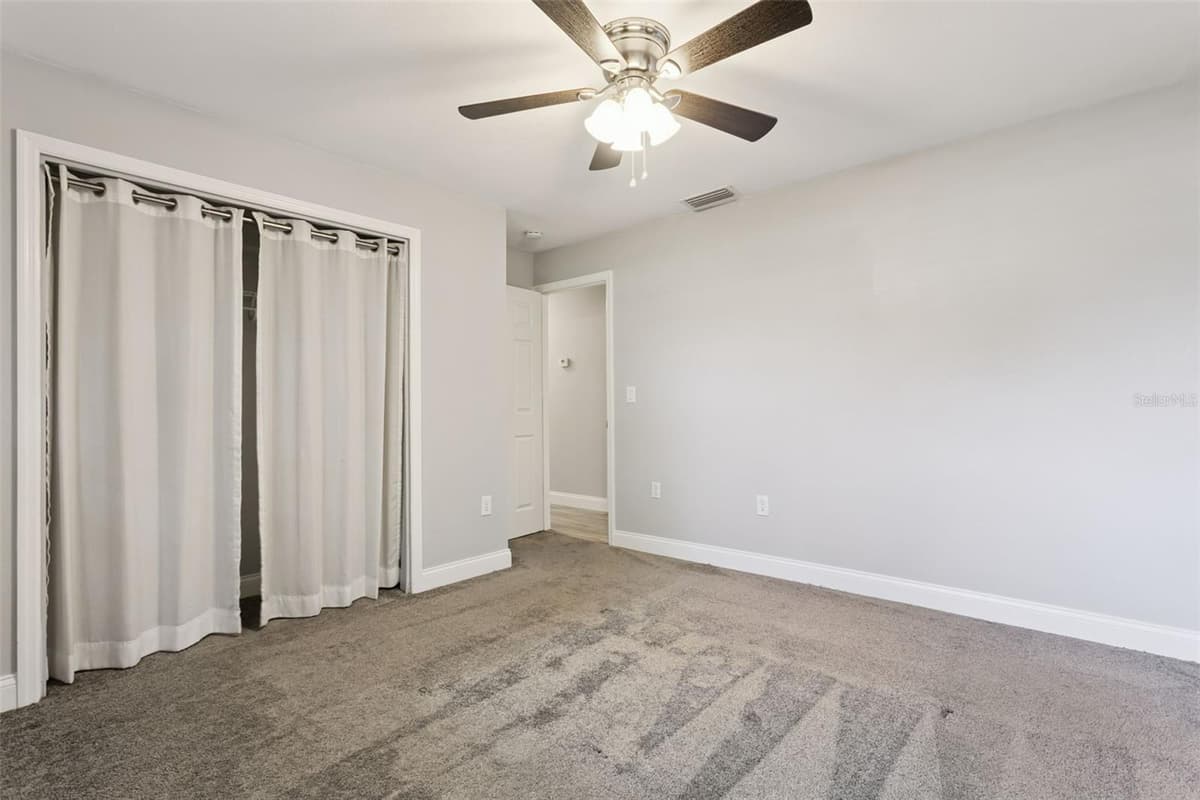 5432 SOUTHGROVE PLACE — photo 19 of 29