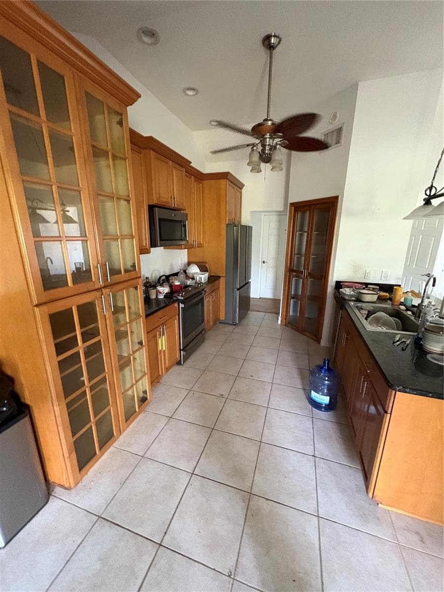7540 COCO PLUM — photo 34 of 40