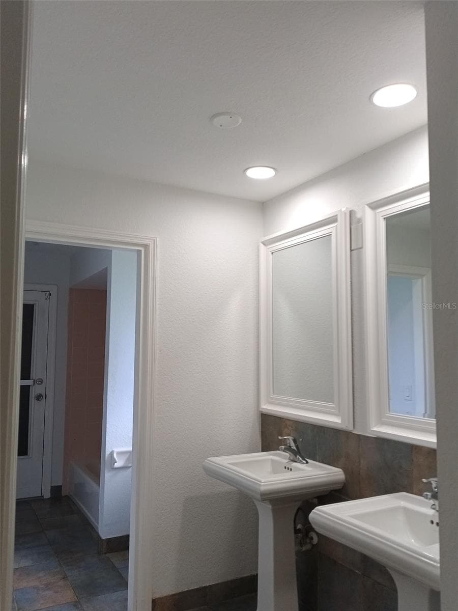 7540 COCO PLUM — photo 13 of 40