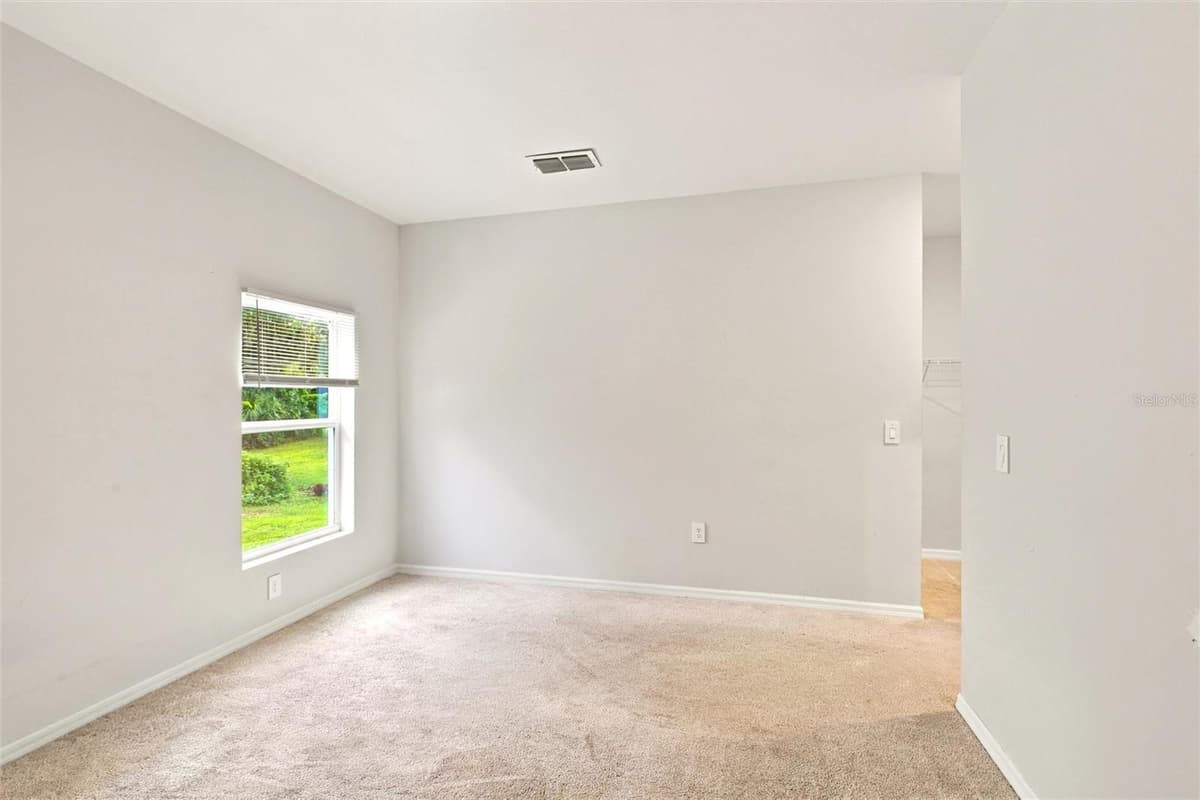 218 CAYUGA STREET — photo 11 of 37