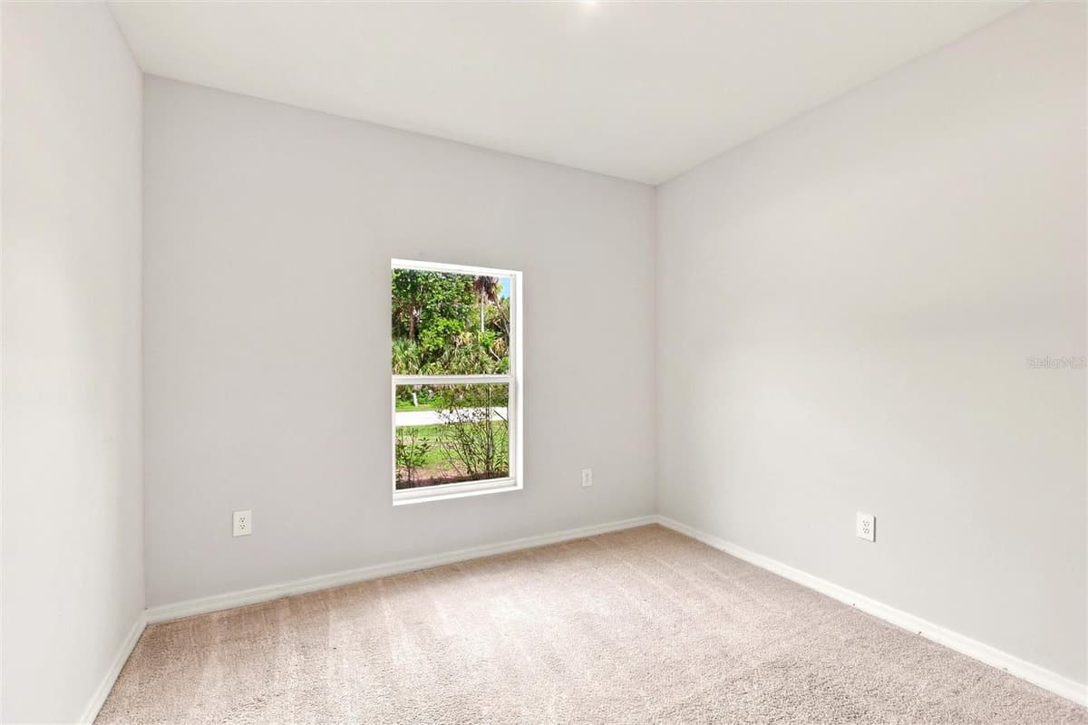 218 CAYUGA STREET — photo 20 of 37