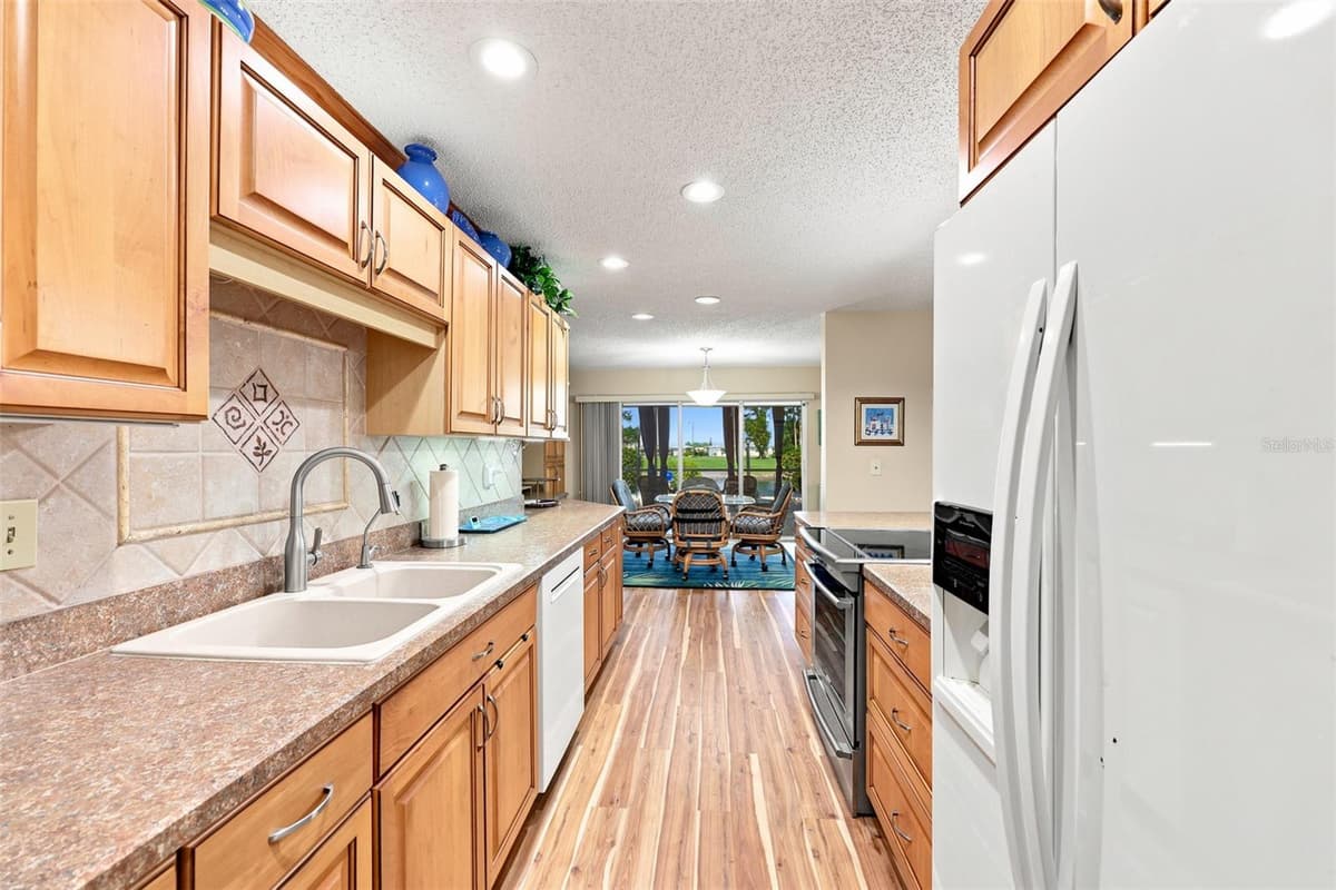 1002 EL RANCHO DRIVE — photo 12 of 50