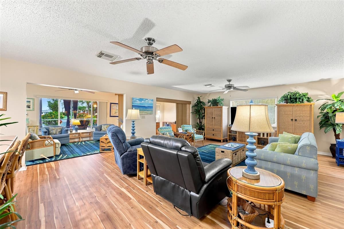 1002 EL RANCHO DRIVE — photo 7 of 50