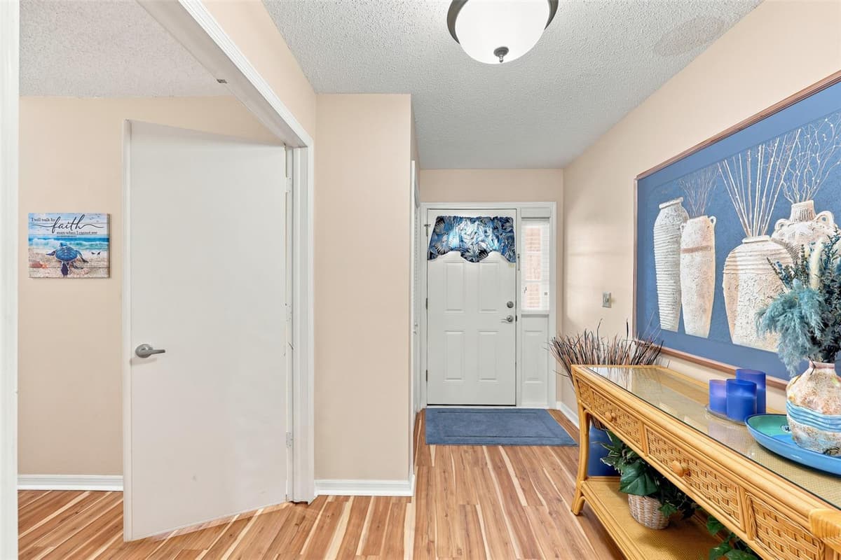 1002 EL RANCHO DRIVE — photo 5 of 50