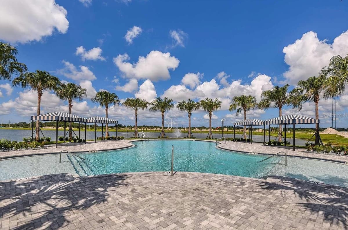 328 BOCELLI DRIVE — photo 7 of 15