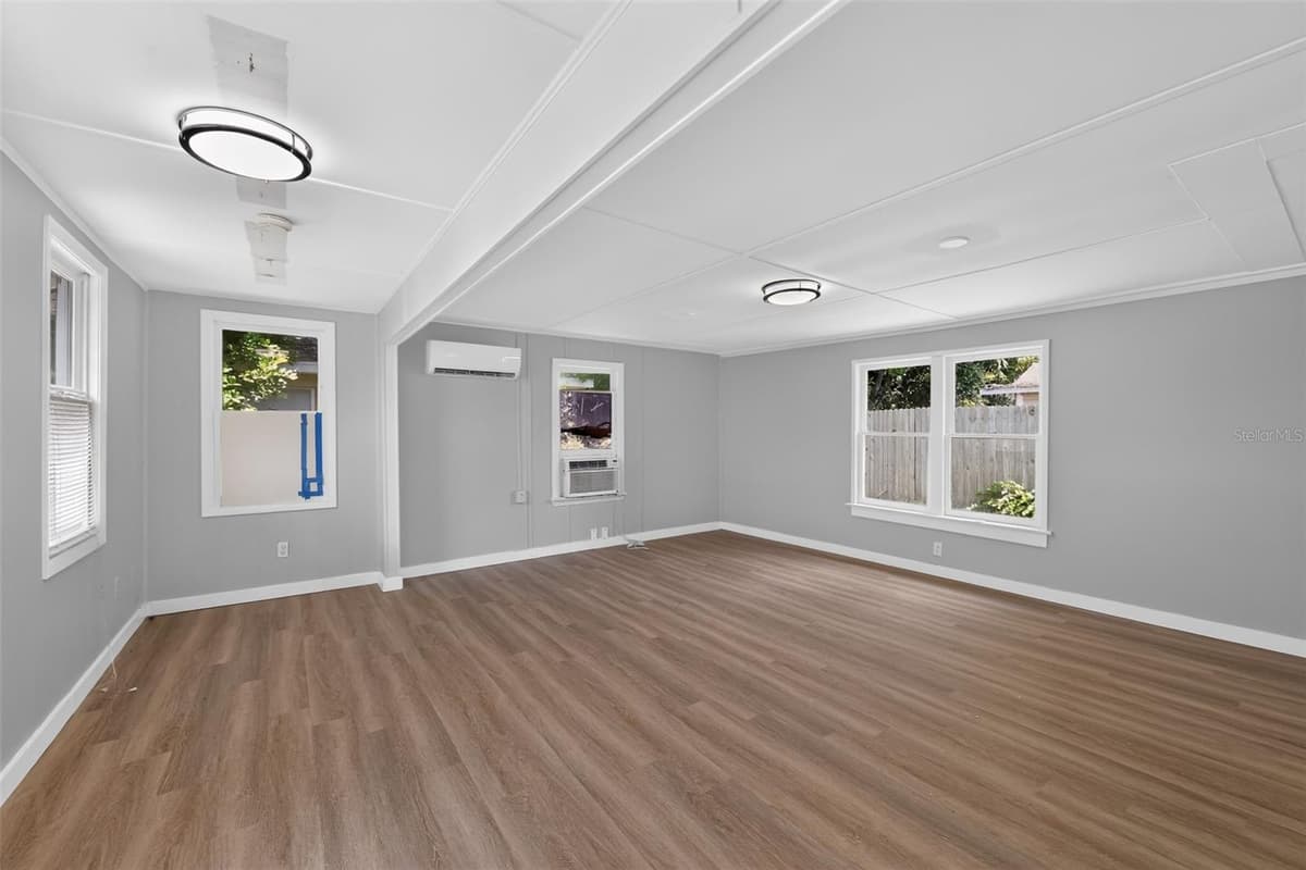 2233 11TH AVENUE — photo 43 of 47