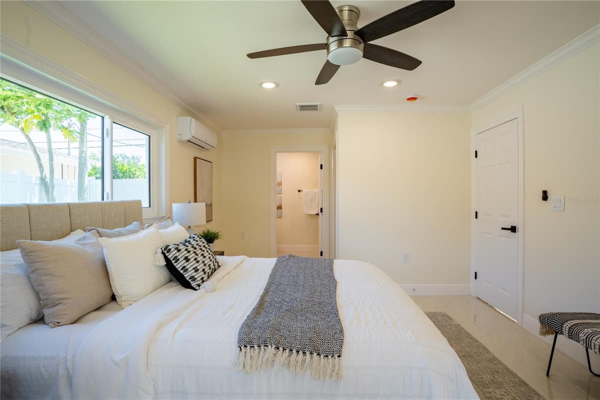 5119 VENETIAN BOULEVARD — photo 19 of 78
