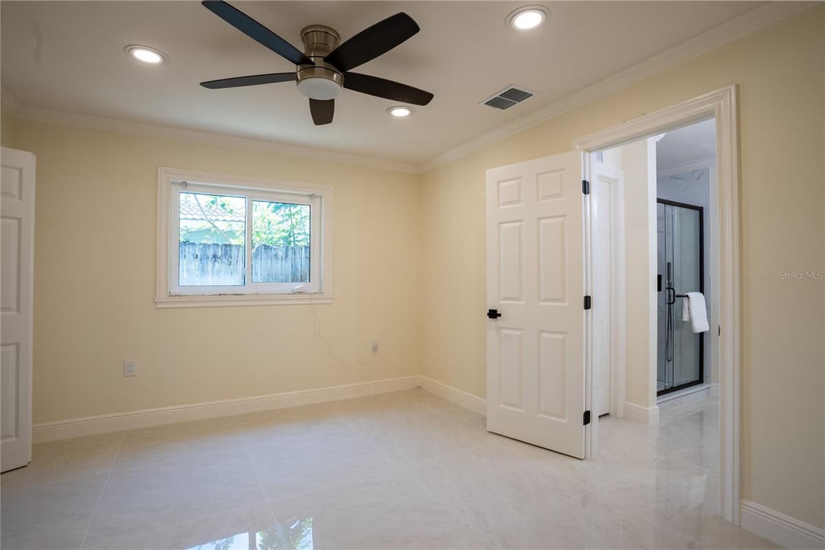 5119 VENETIAN BOULEVARD — photo 30 of 78