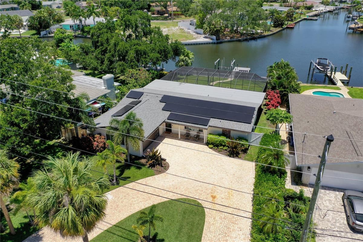 5119 VENETIAN BOULEVARD — photo 76 of 78