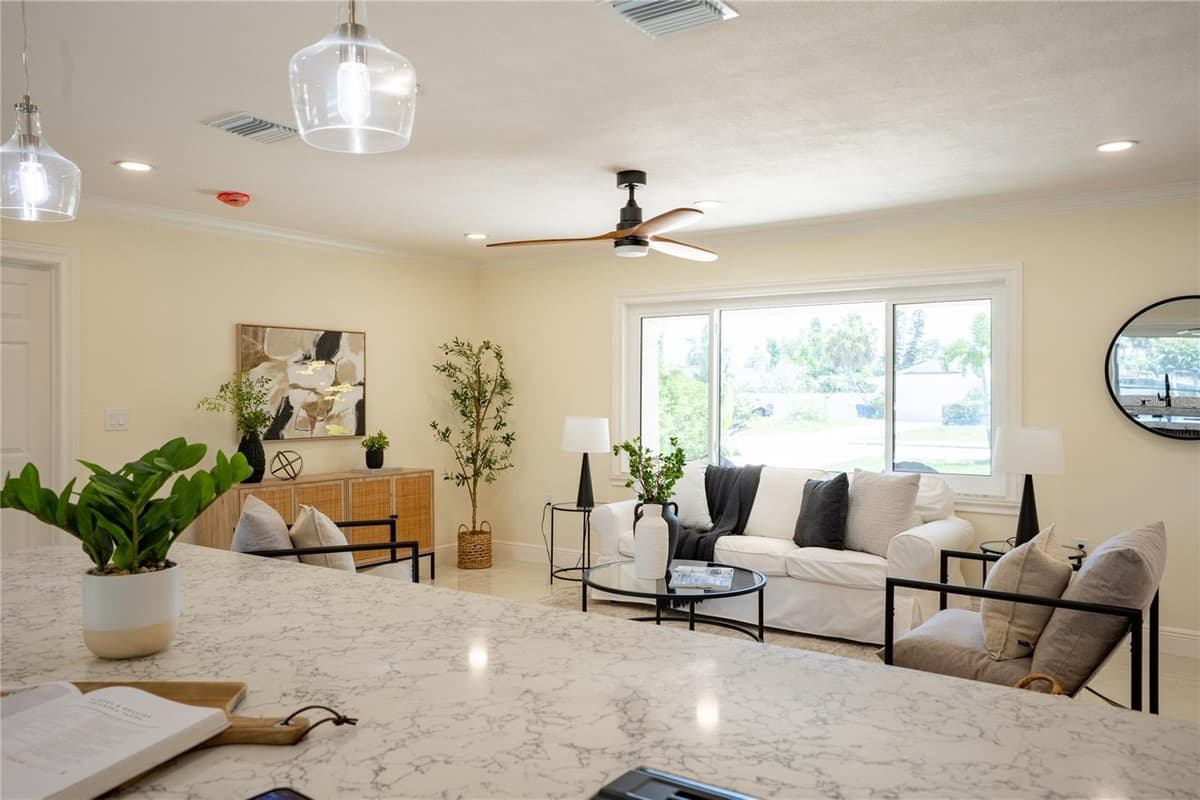 5119 VENETIAN BOULEVARD — photo 13 of 78