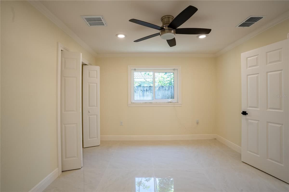 5119 VENETIAN BOULEVARD — photo 31 of 78