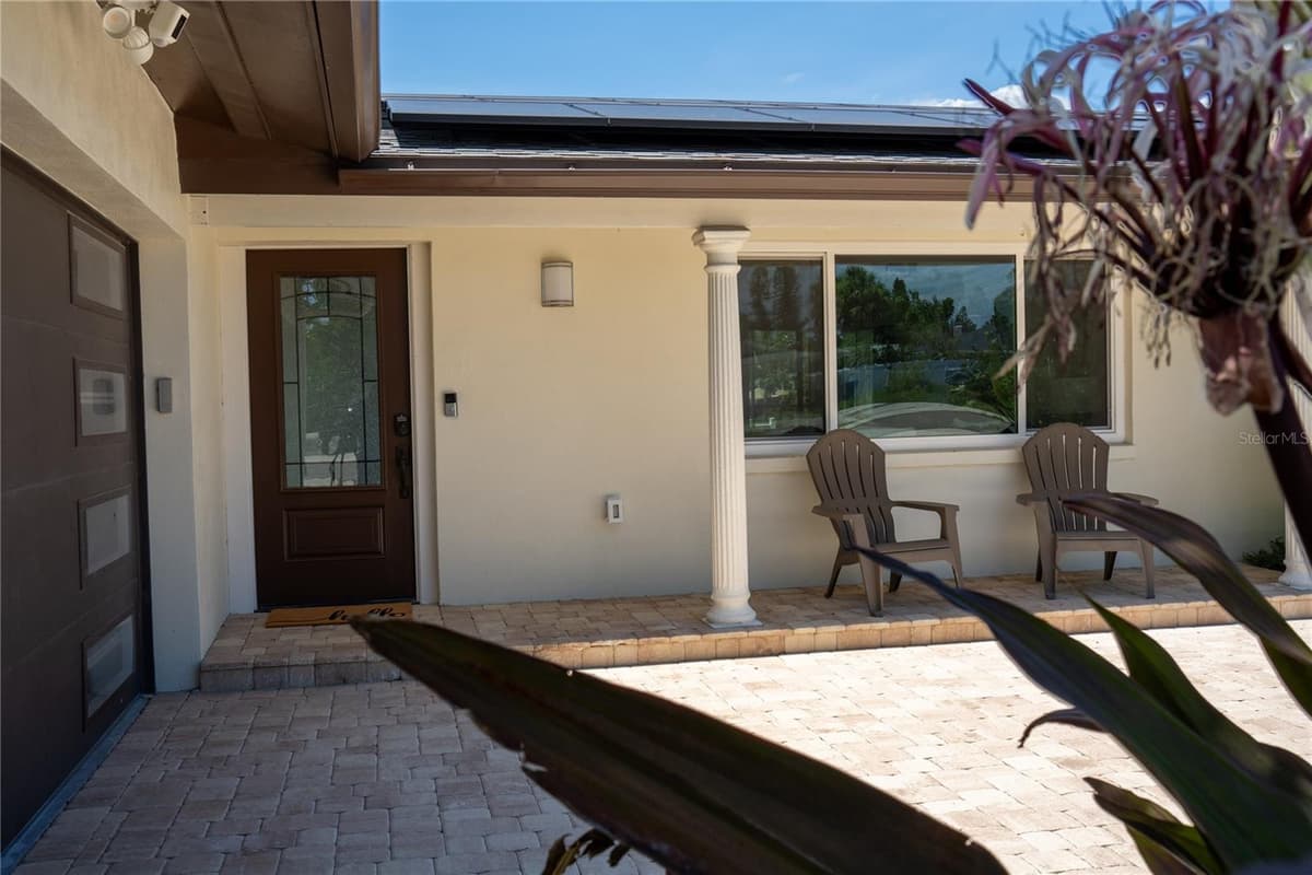 5119 VENETIAN BOULEVARD — photo 4 of 78