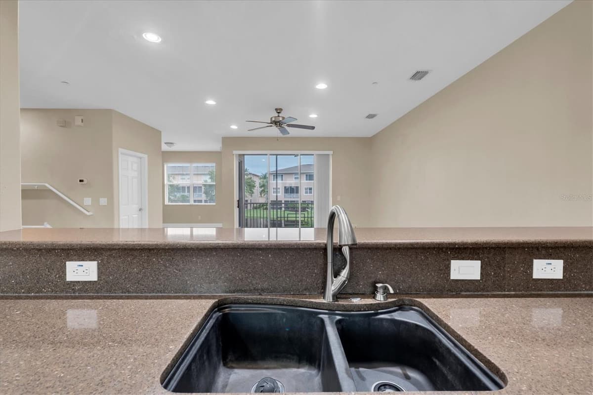 7276 ISLAMORADA CIRCLE — photo 11 of 70