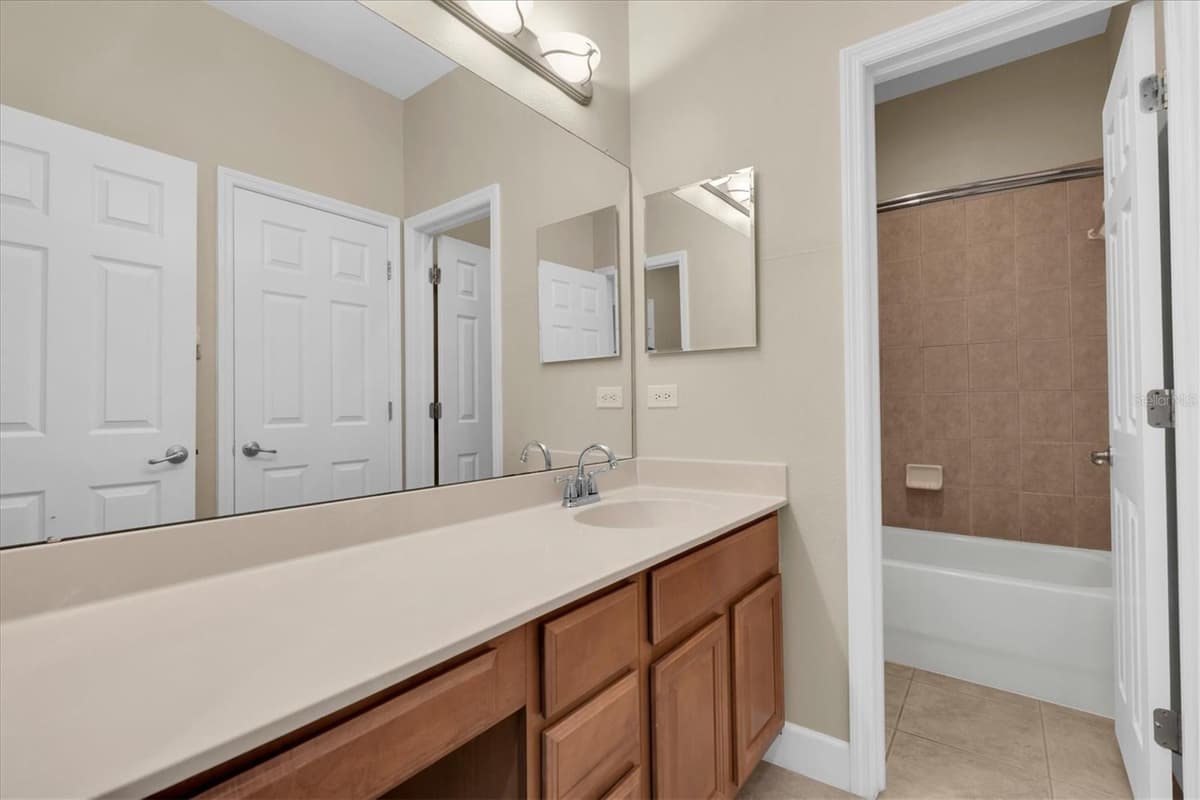 7276 ISLAMORADA CIRCLE — photo 31 of 70