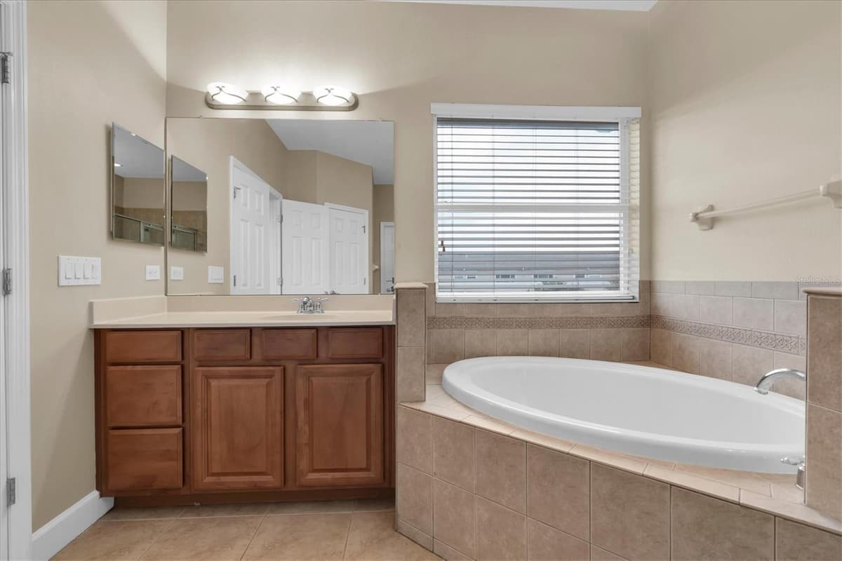 7276 ISLAMORADA CIRCLE — photo 28 of 70