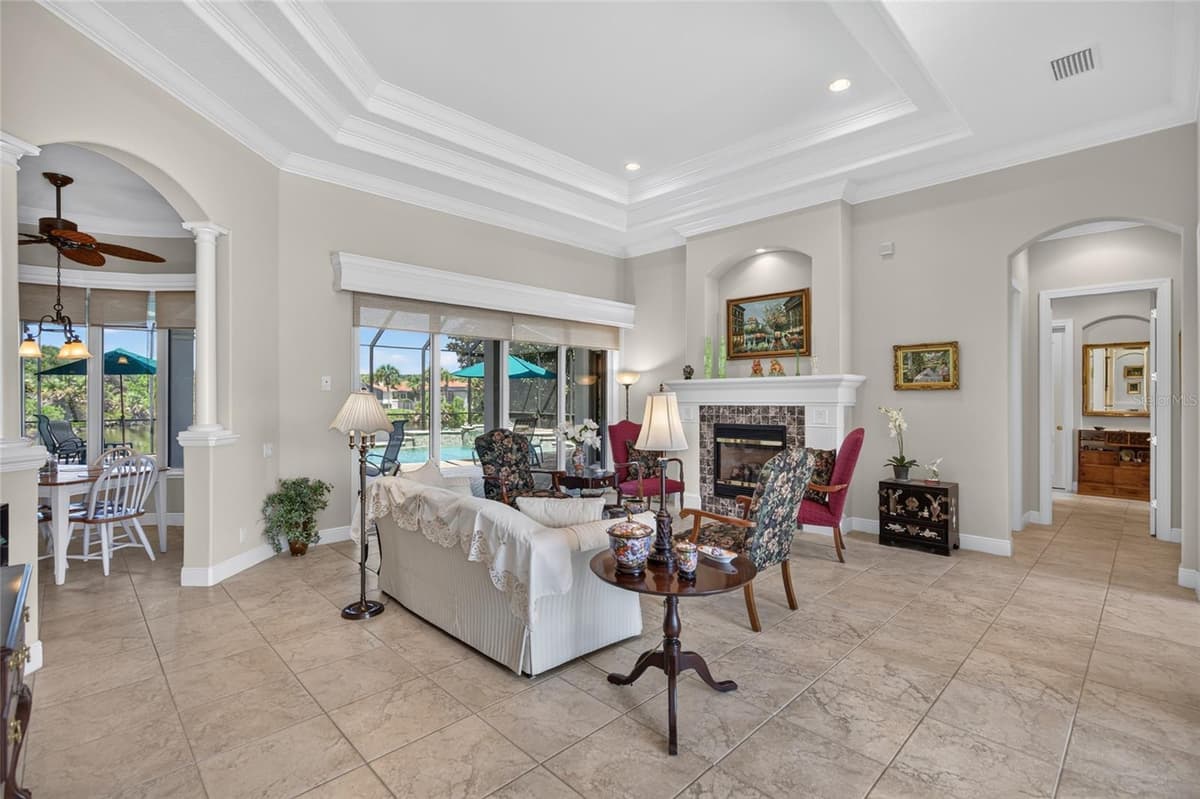 32 SAN GABRIEL LANE — photo 4 of 62