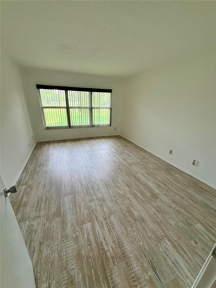 7880 PALM AIRE LANE — photo 15 of 16