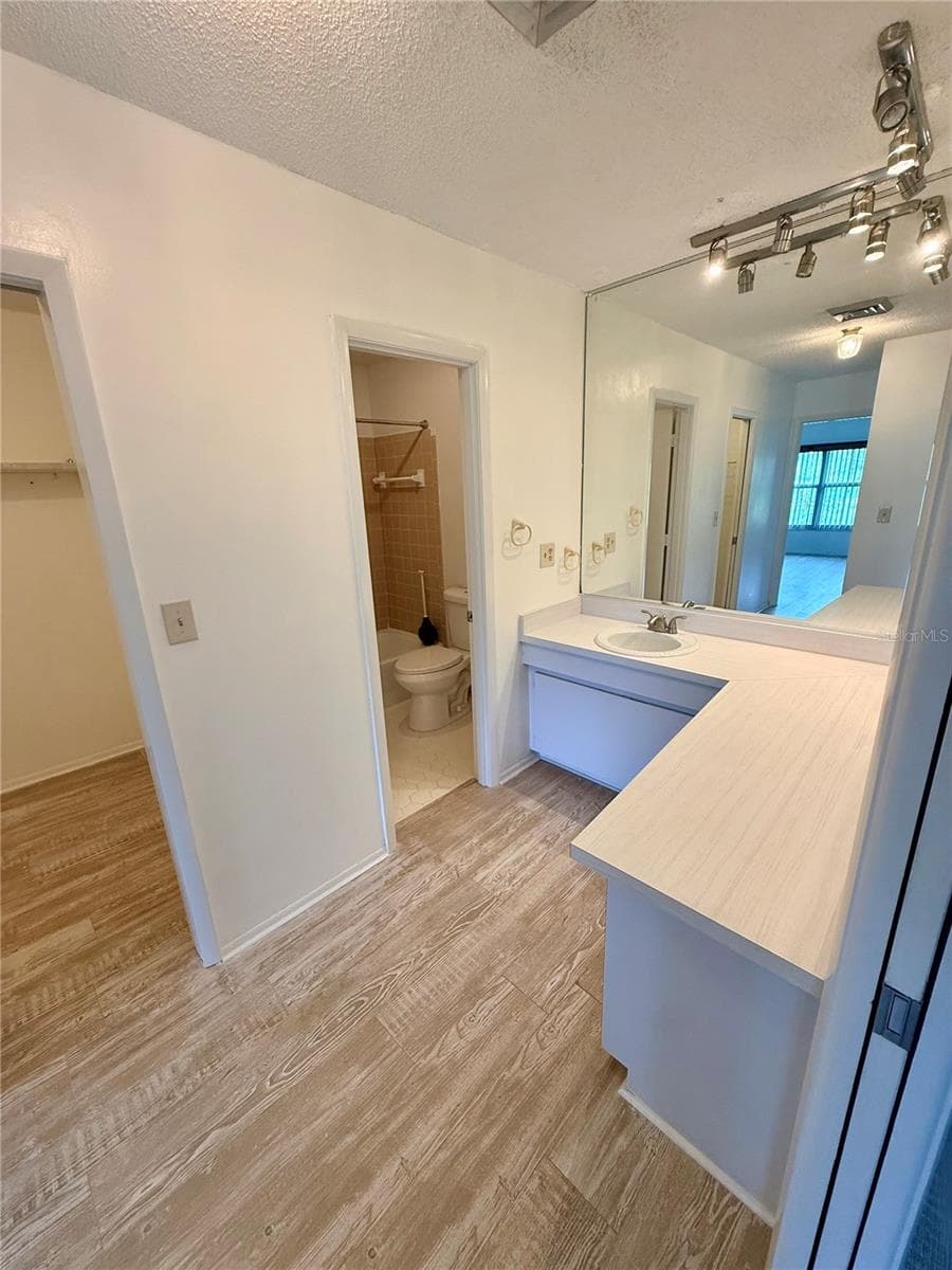7880 PALM AIRE LANE — photo 12 of 16