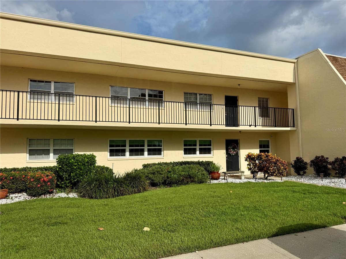 7880 PALM AIRE LANE — photo 1 of 16
