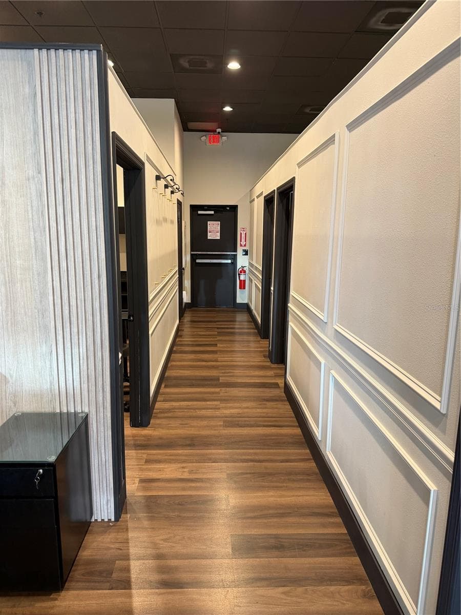 2204 COLUMBIA AVENUE — photo 10 of 27