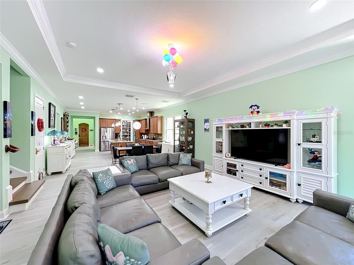 10824 ROYAL CYPRESS WAY — photo 14 of 50