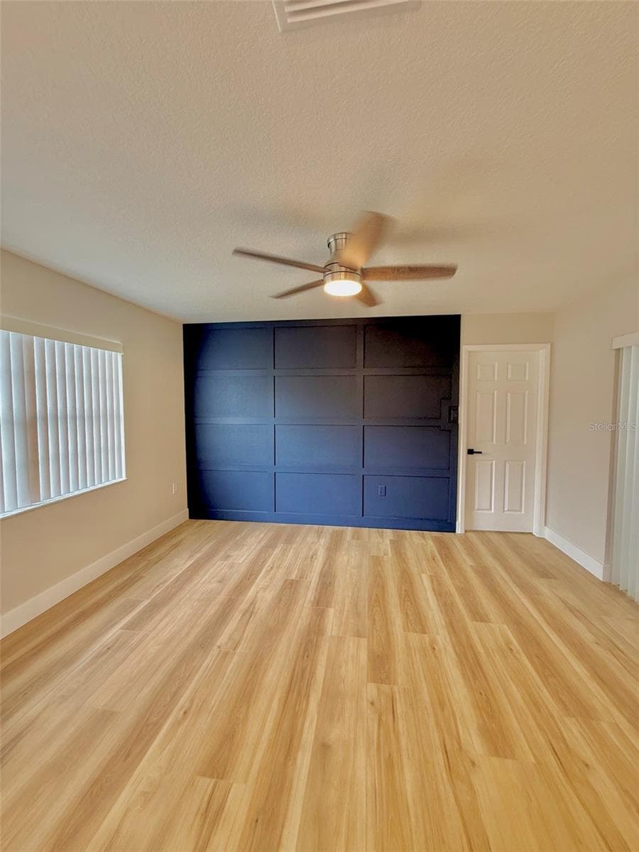 2801 NARCISSUS DRIVE — photo 15 of 32