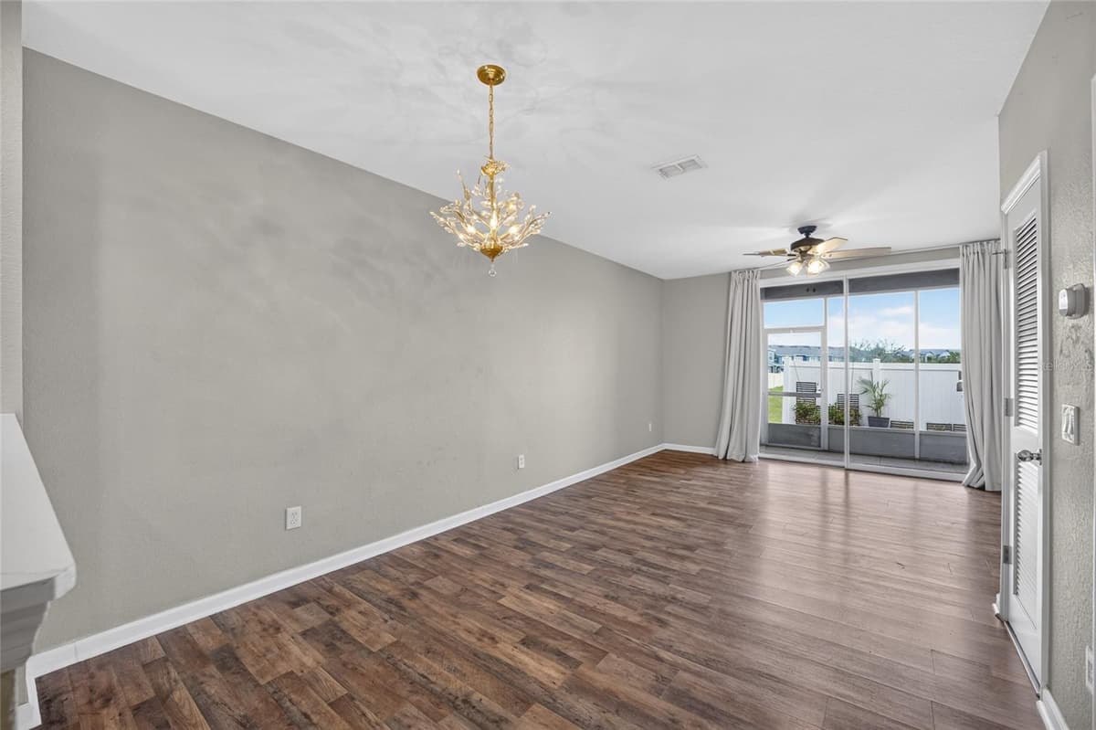 4908 45TH CIRCLE — photo 14 of 39