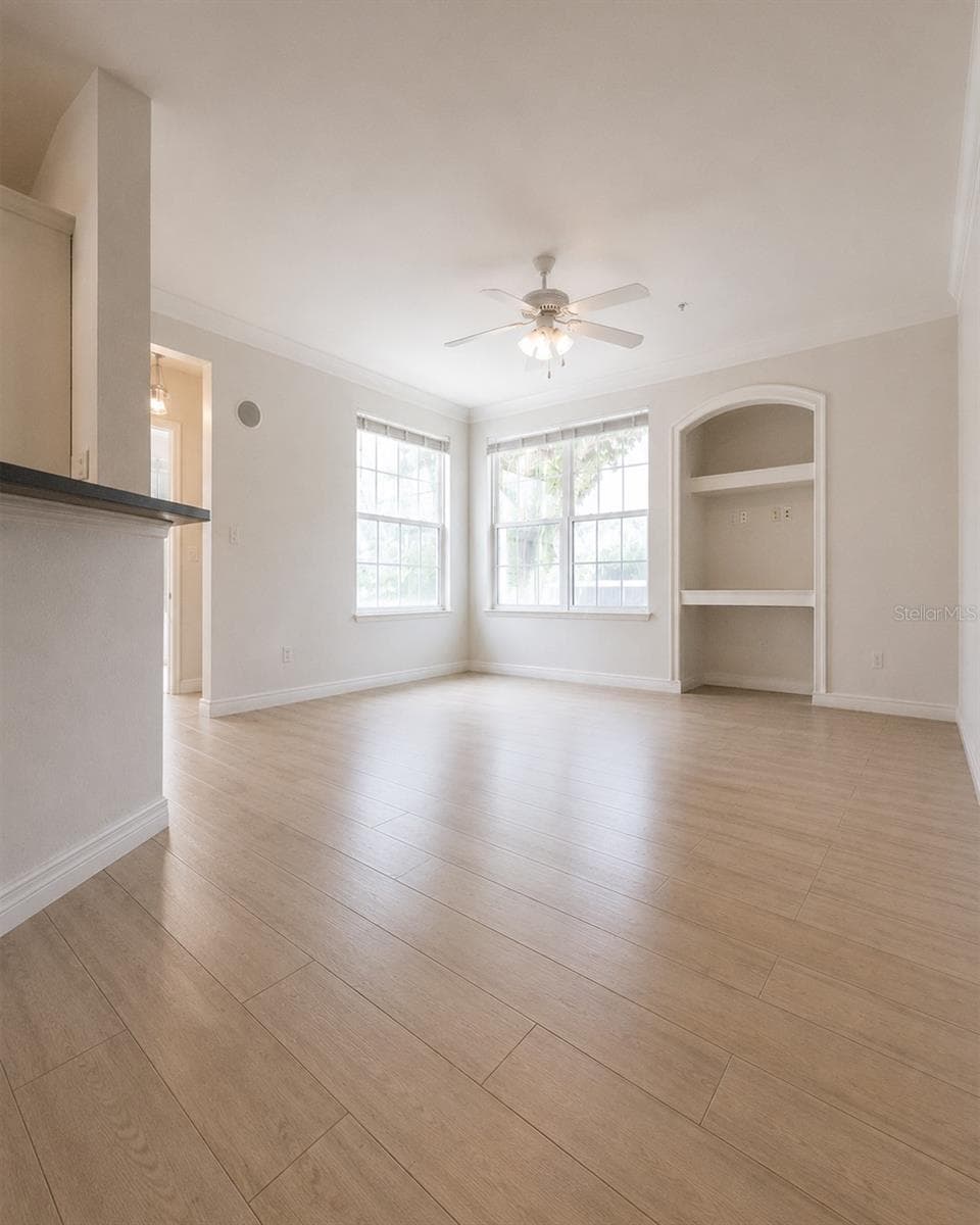 3213 GREENWICH VILLAGE BOULEVARD — photo 3 of 14