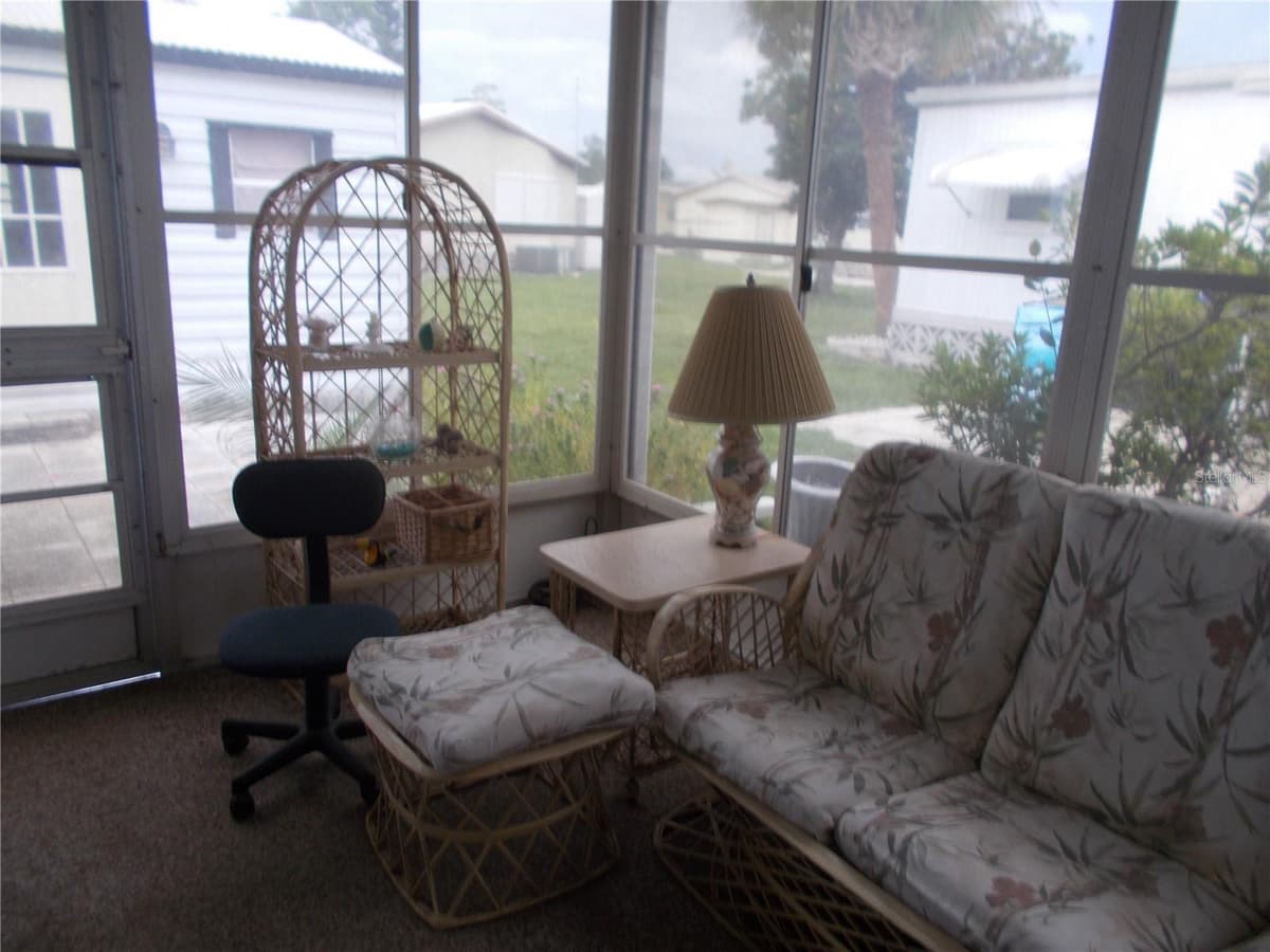 6427 FLEETWOOD COURT — photo 16 of 52