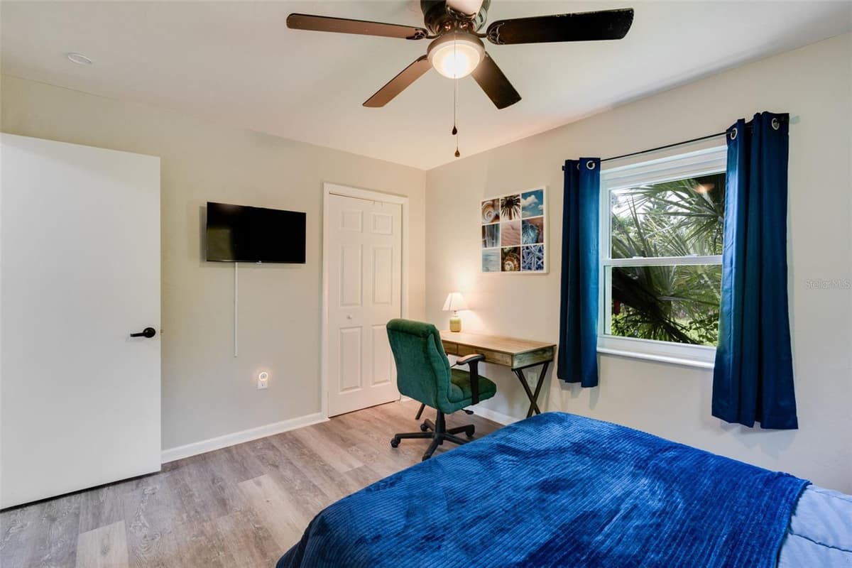 3213 NORMANDY DRIVE — photo 15 of 26