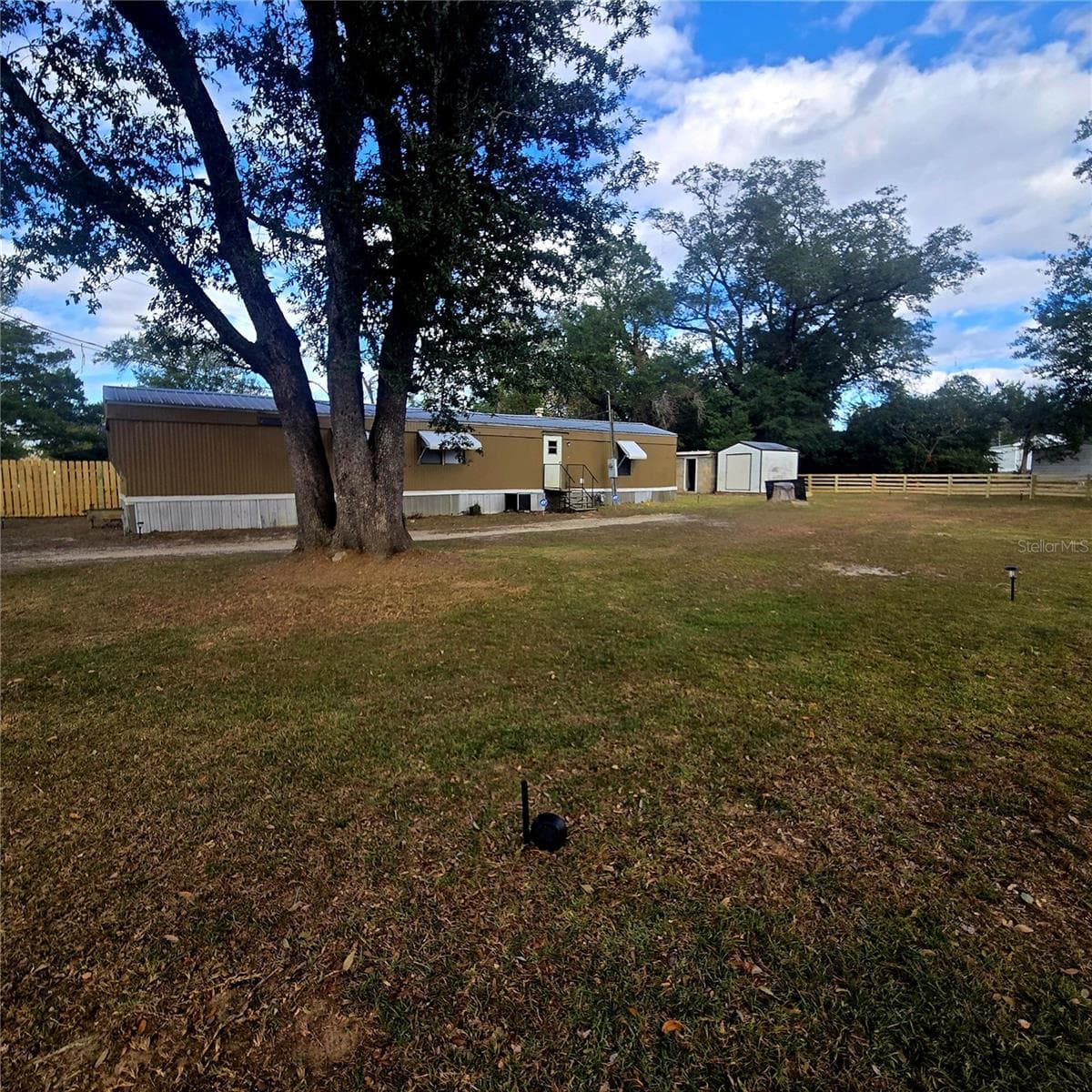 2820 BARNES STREET — photo 2 of 14