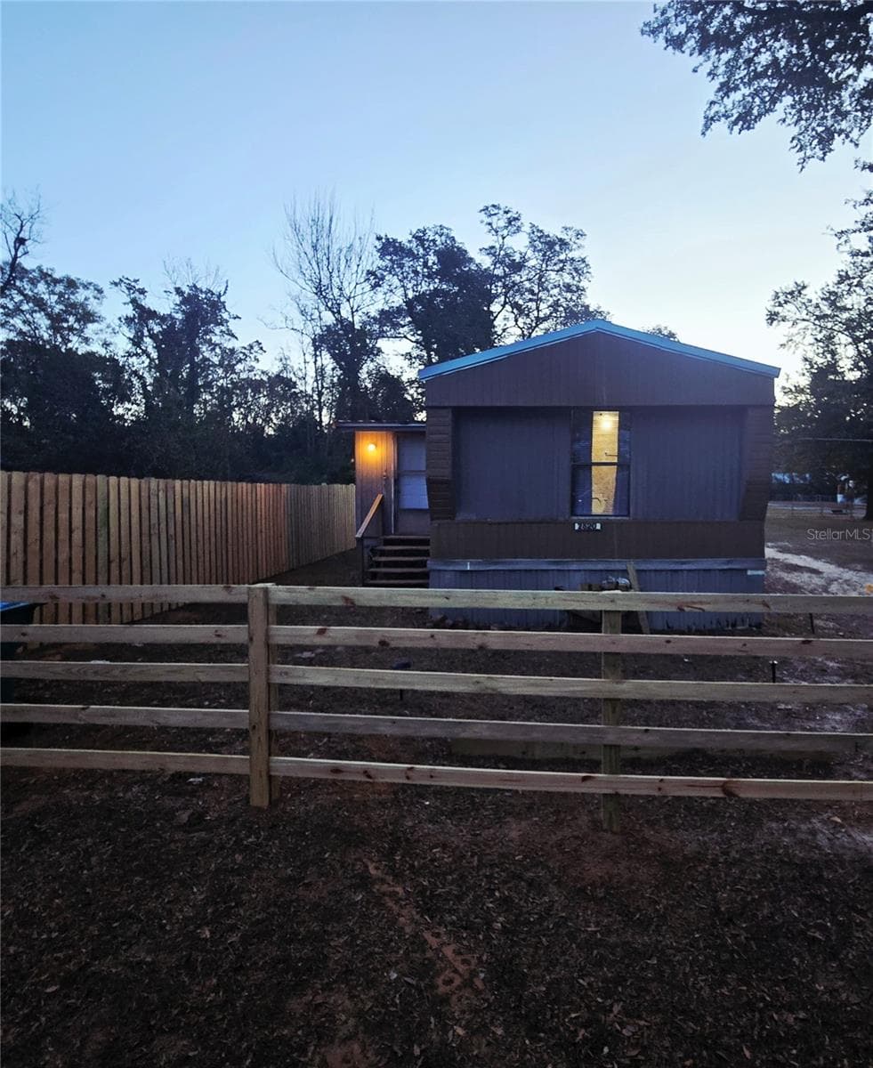 2820 BARNES STREET — photo 12 of 14