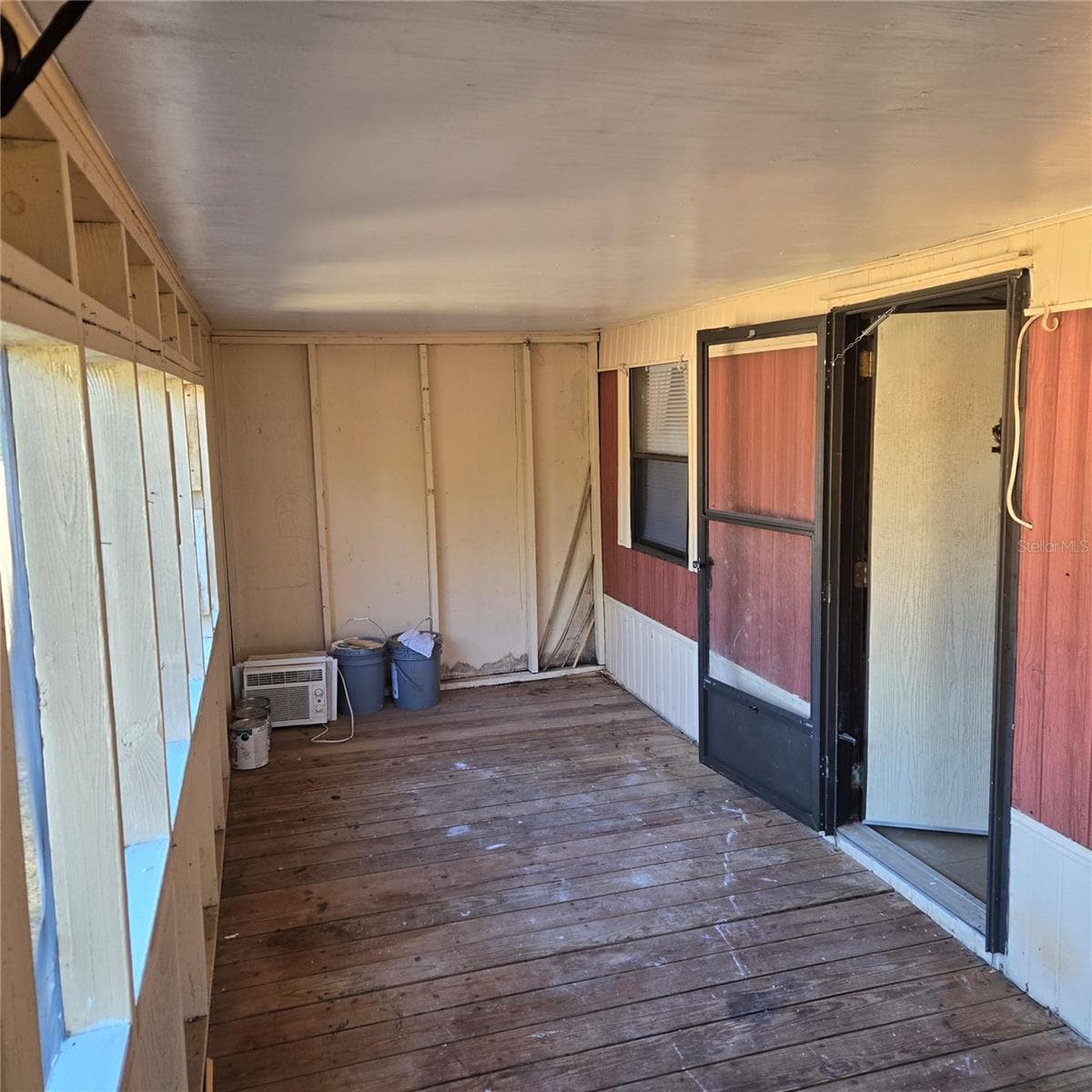 2820 BARNES STREET — photo 14 of 14