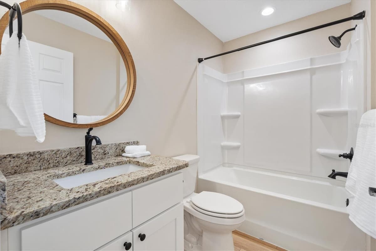 515 ANDERSON AVENUE — photo 20 of 36