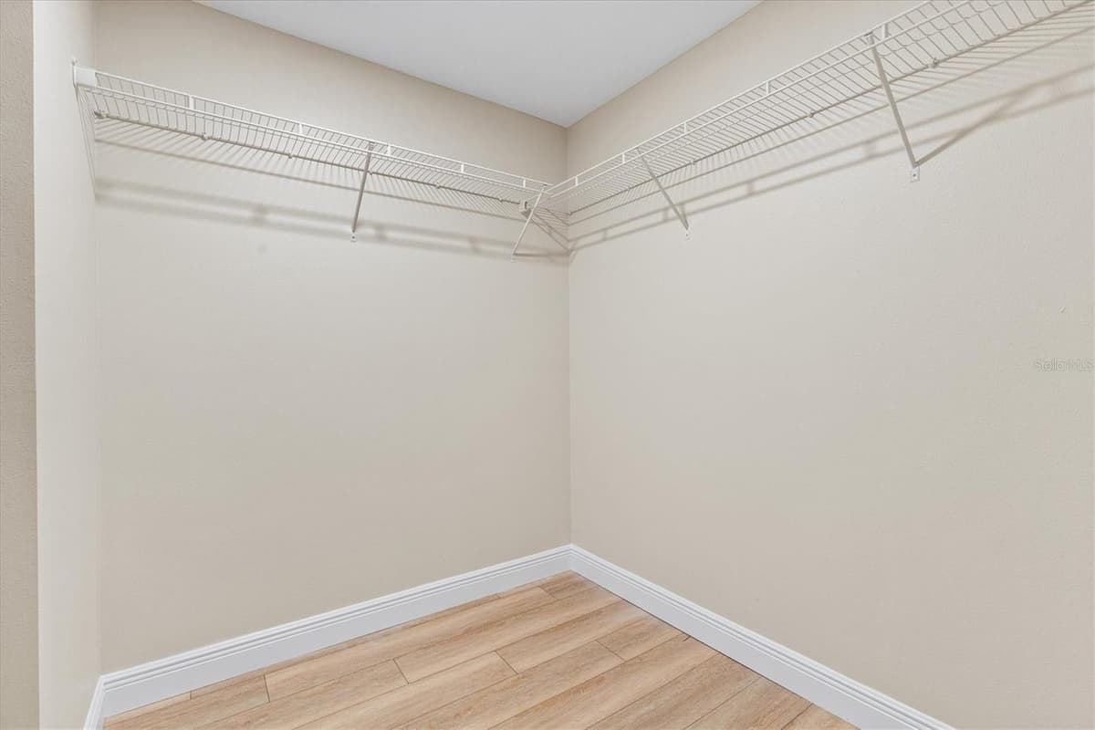 515 ANDERSON AVENUE — photo 22 of 36