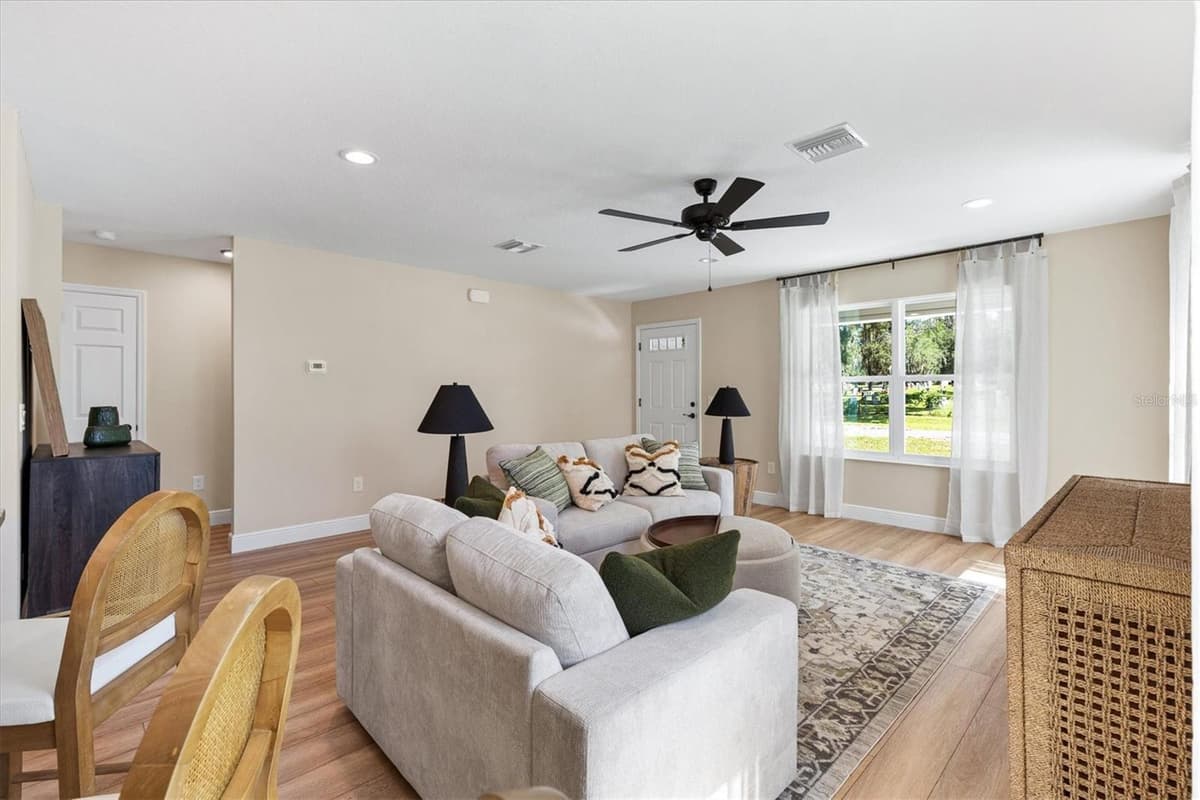 515 ANDERSON AVENUE — photo 9 of 36