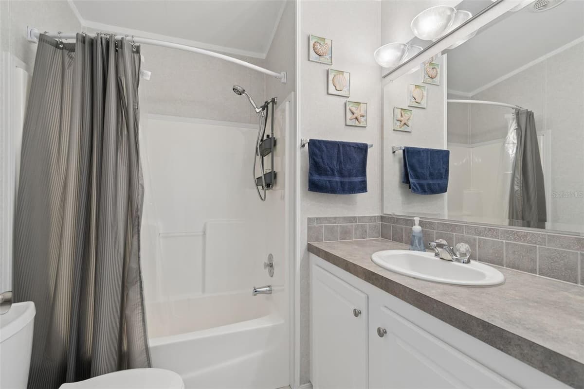 18 MOUNTAIN LAUREL DRIVE — photo 18 of 38