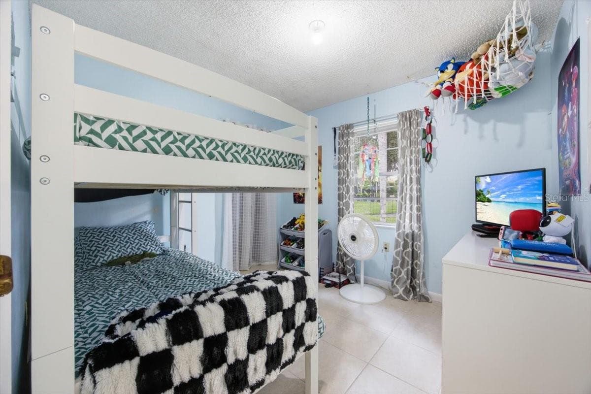 2266 LAKE LIZZIE COURT — photo 19 of 38