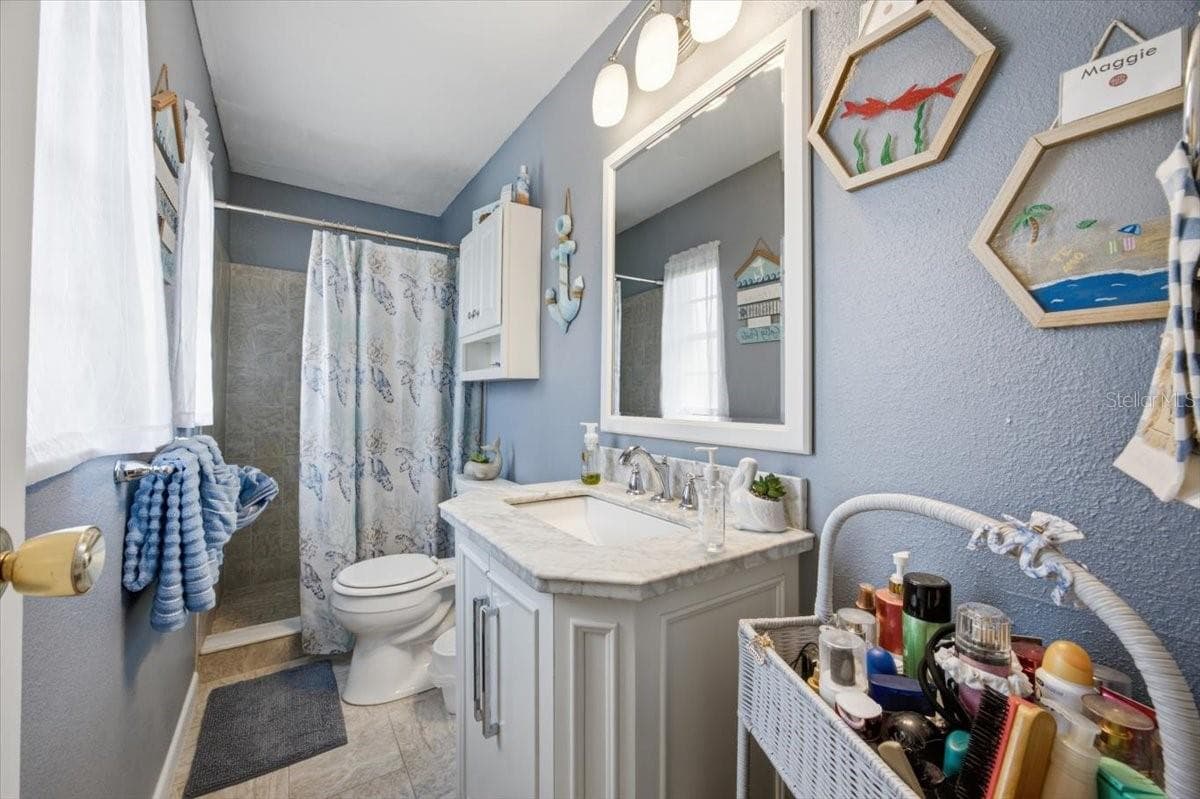 2266 LAKE LIZZIE COURT — photo 16 of 38