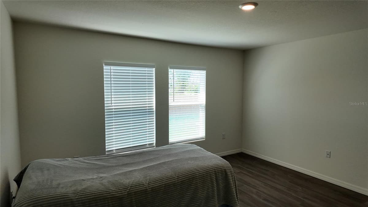 10000 ANTLER STREET — photo 11 of 30