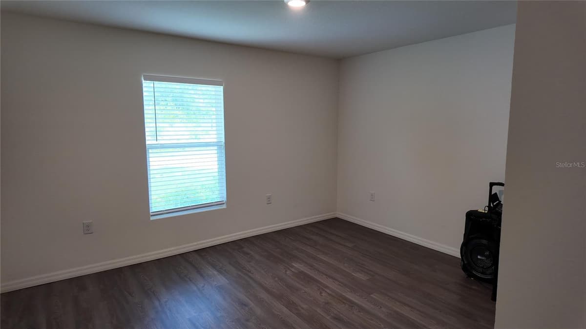 10000 ANTLER STREET — photo 20 of 30